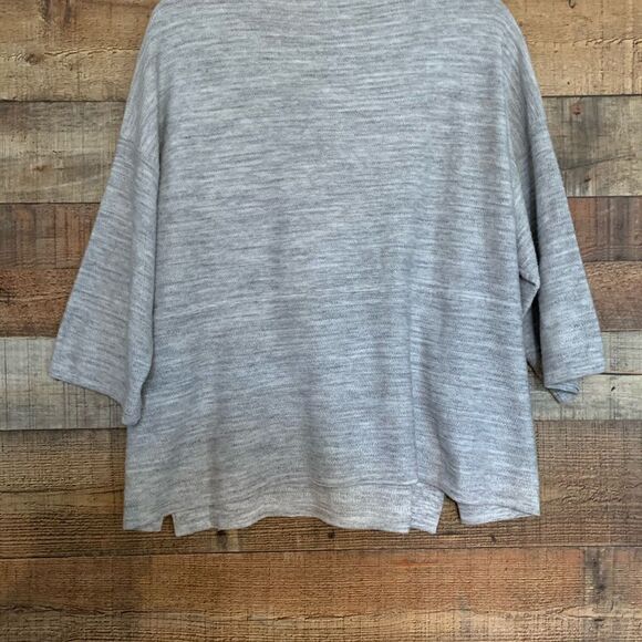J. Jill Purejill gray pullover top, size small - Picture 5 of 8